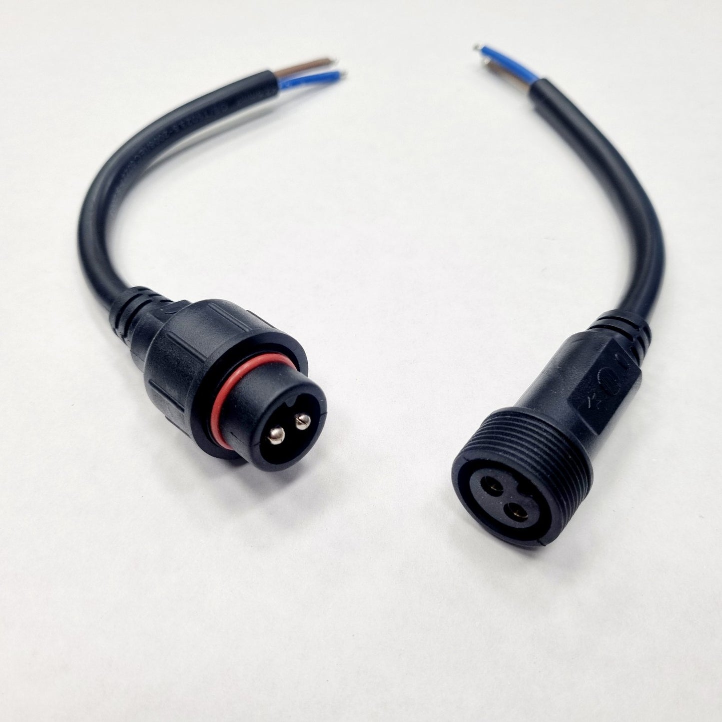 Conjunto de cabos de conector à prova d'água - 2 pinos, 2,5 mm²