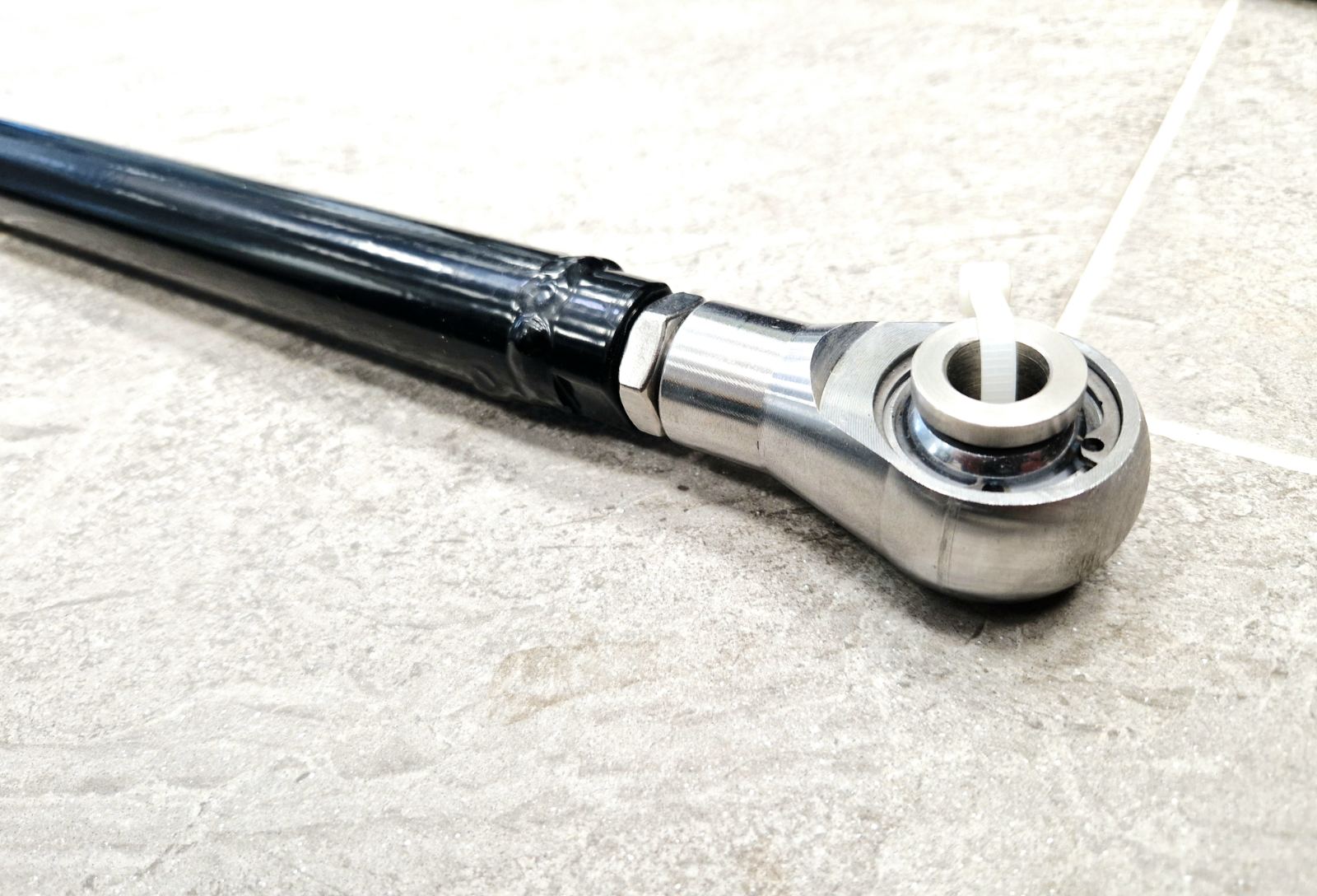 Pręty rurowe o dużym promieniu wygięcia i dużej wytrzymałości <tc>Maverick</tc> R