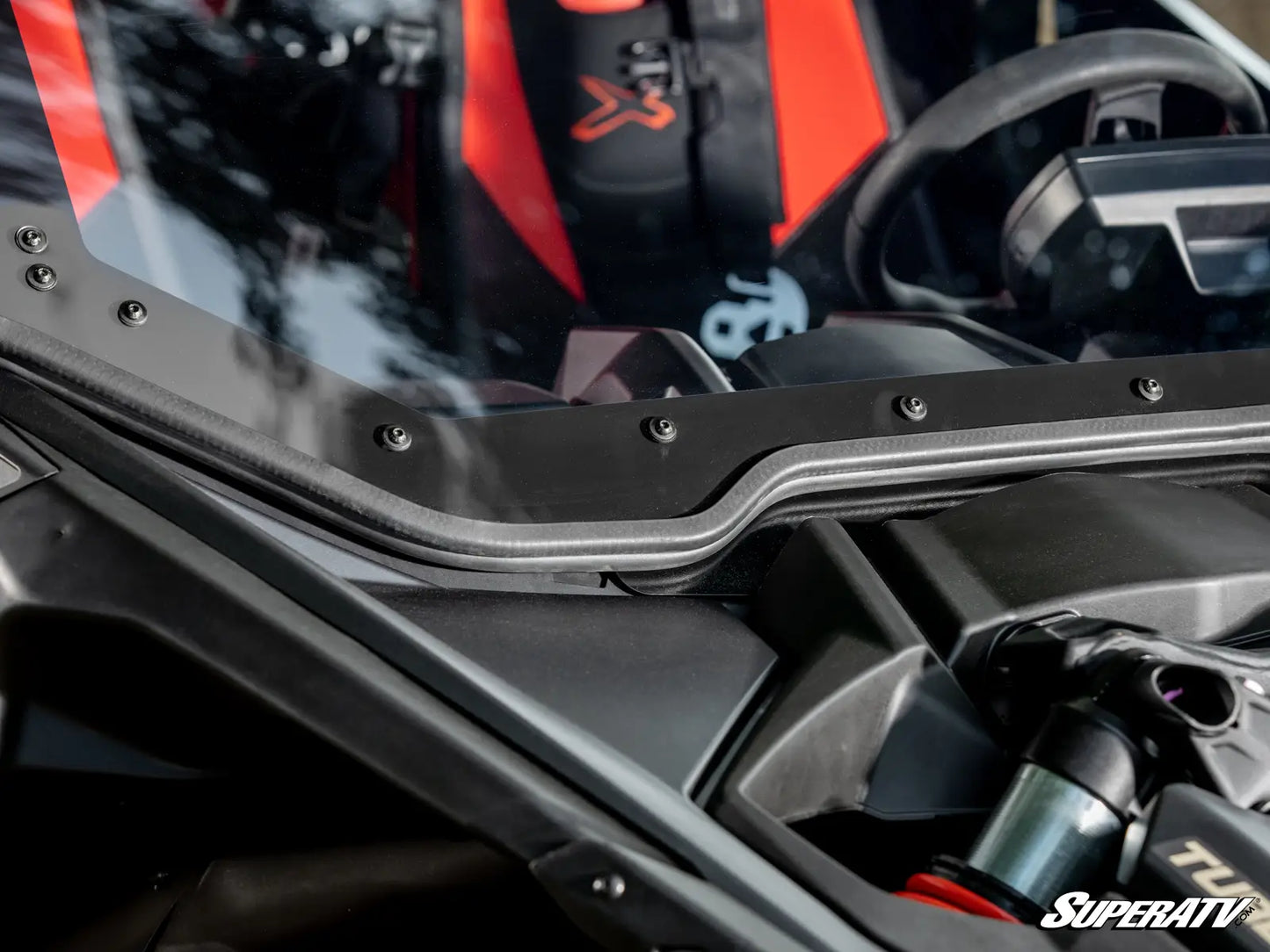 Parbriz rabatabil electric MaxDrive pentru <tc>Maverick</tc> X3