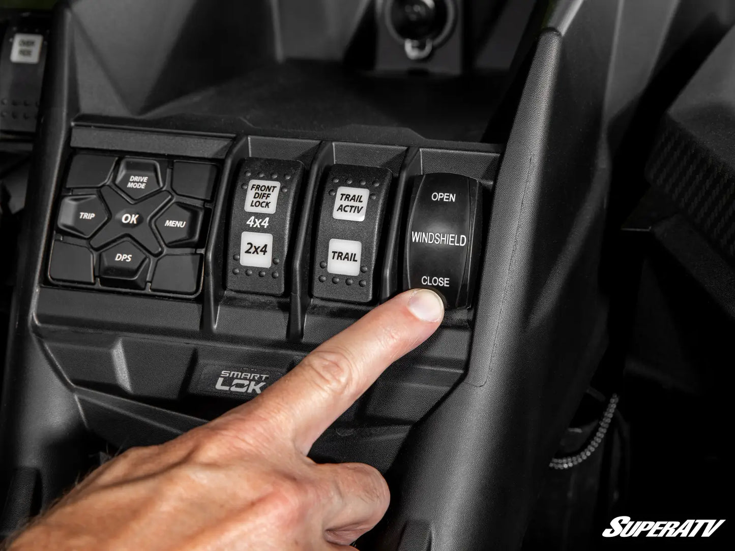 Parbriz rabatabil electric MaxDrive pentru <tc>Maverick</tc> X3