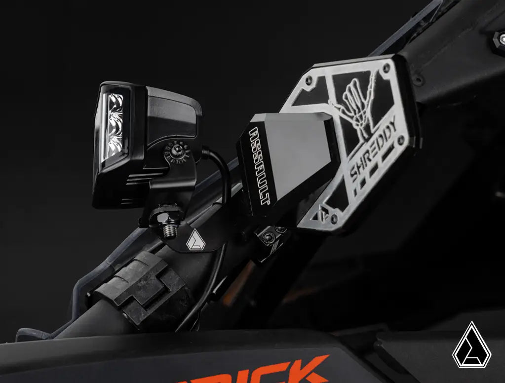 <tc>Assault Industries</tc>Kit de soporte de luz de espejo lateral (M10)