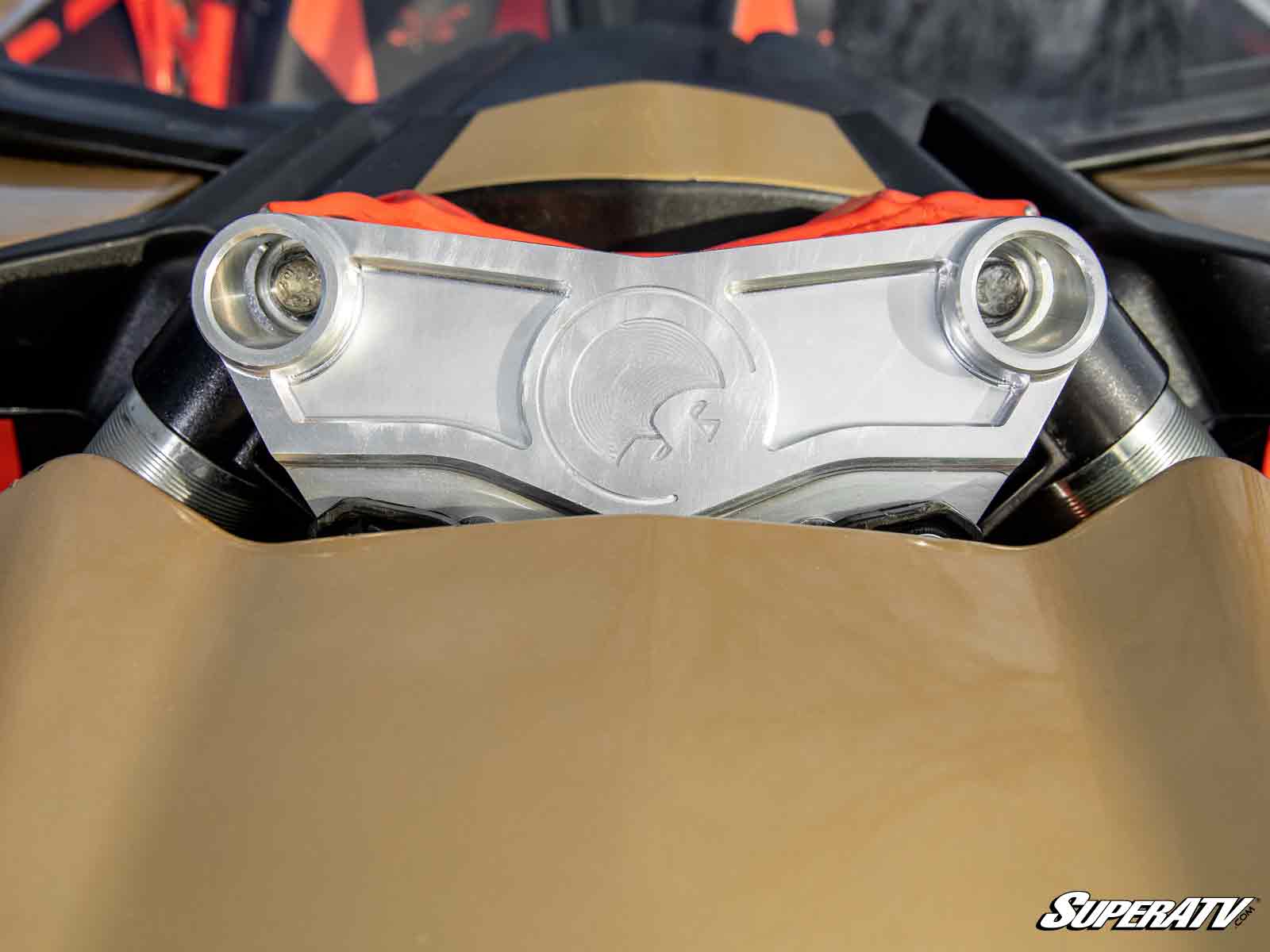 SuperATV, renfort de tour d'amortisseur en billettes pour <tc>Maverick</tc> X3