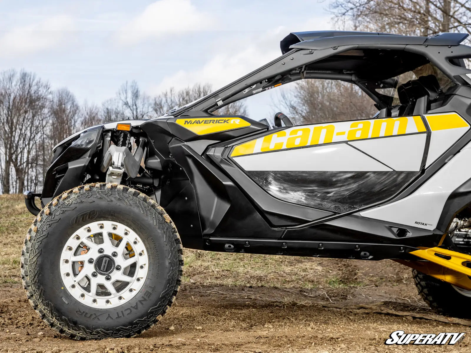 CAN-AM MAVERICK R ETULOKASUOJAT